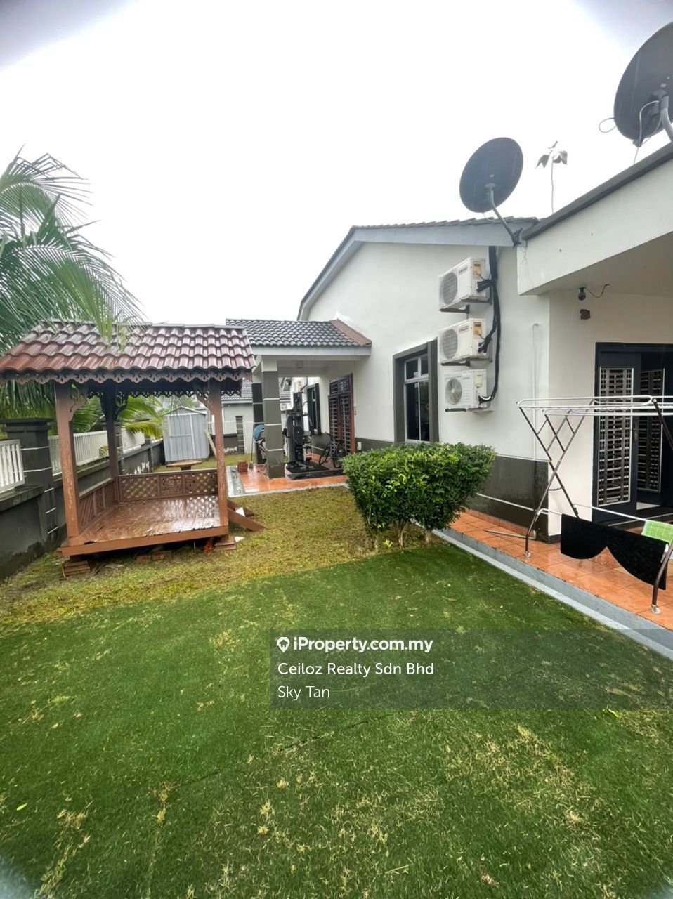 Taman Mount Austin Residence 2 Jalan Mutiara Emas , Johor Bahru 1sty