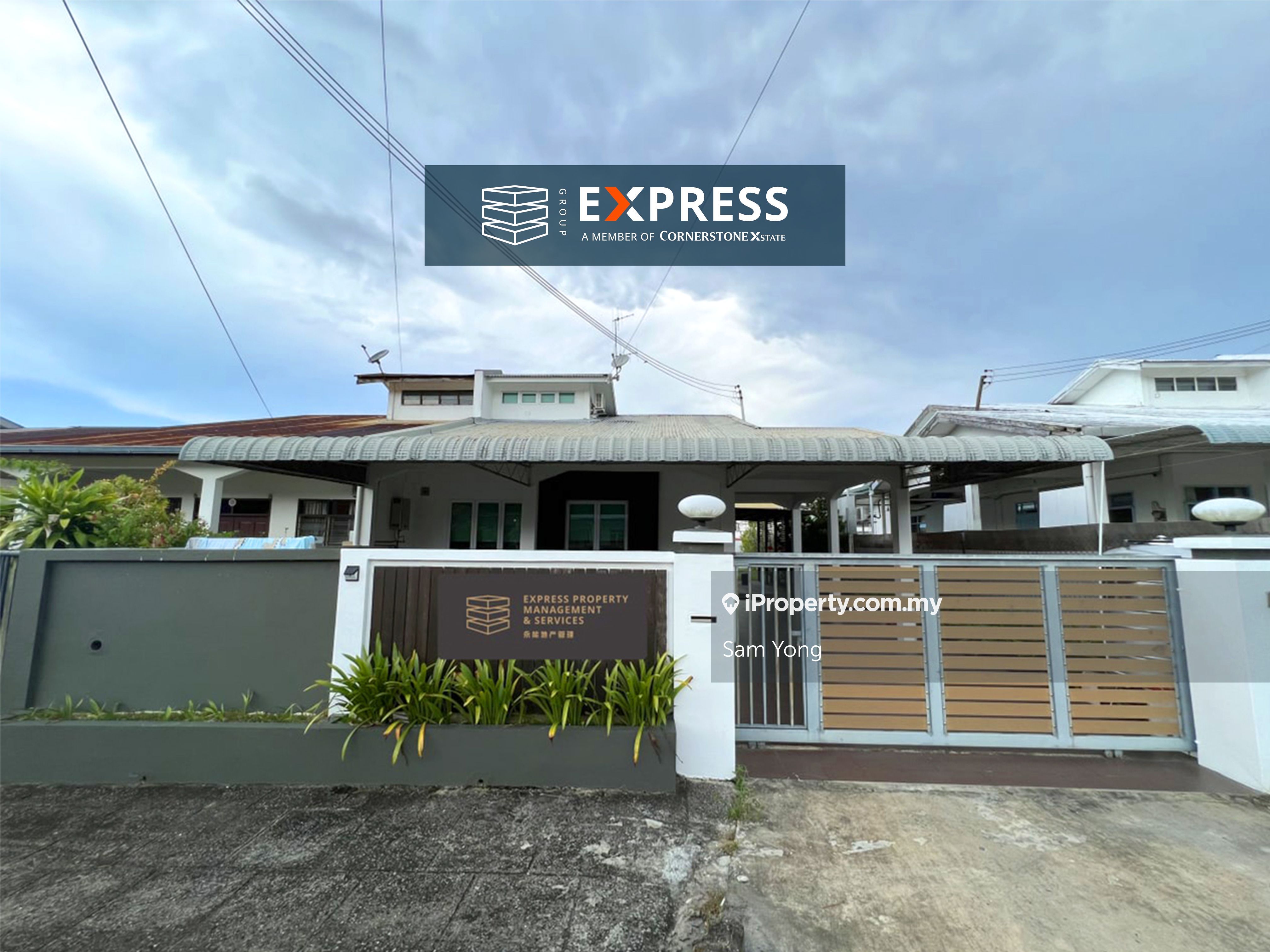 Fully Furnished 1.5 Storey SemiDetached, Hilltop, Miri for sale