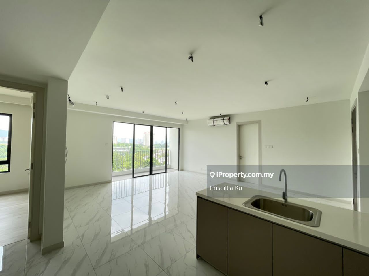 South Brooks, Desa ParkCity