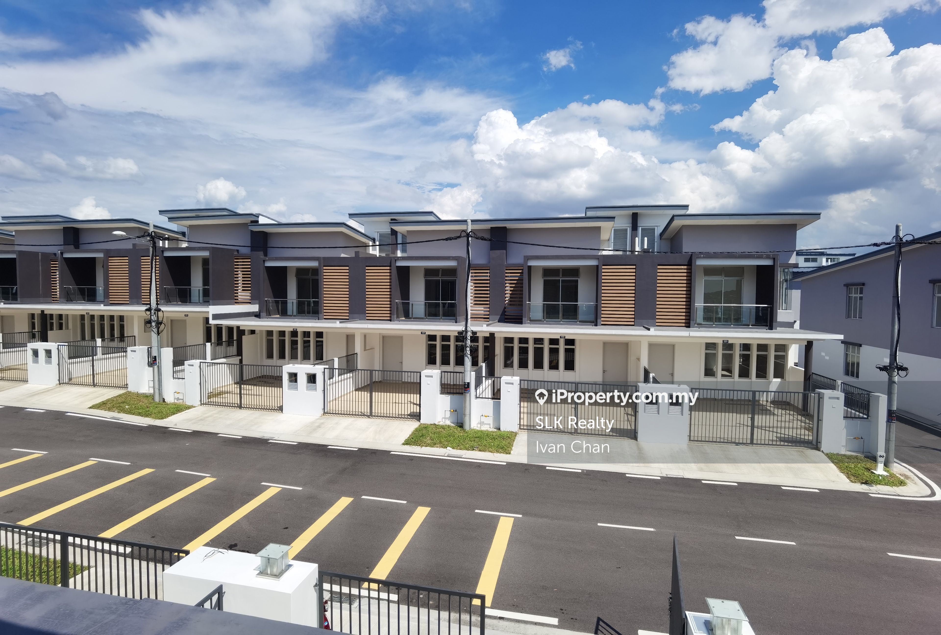 Bandar Putra, Kulai 2sty Terrace/Link House 4+1 bedrooms for sale