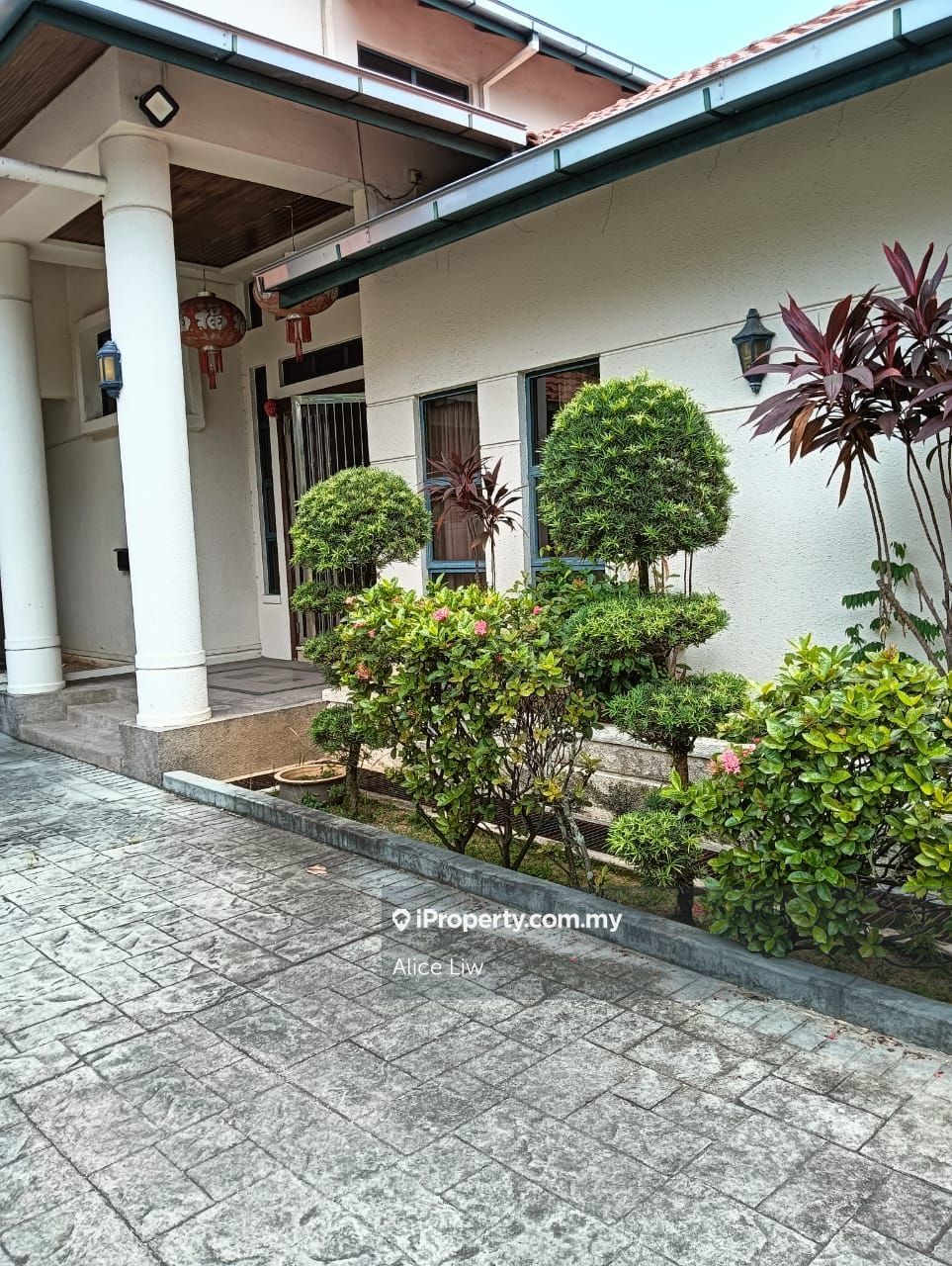 Taman Connaught, Cheras Bungalow 7 bedrooms for sale