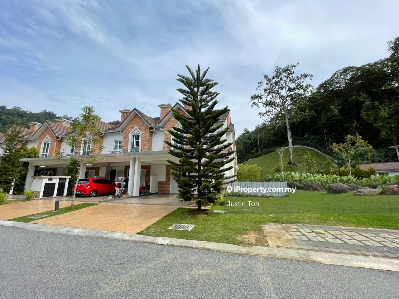 Essex Garden Corner unit for Sale, Rawang for sale RM1580000