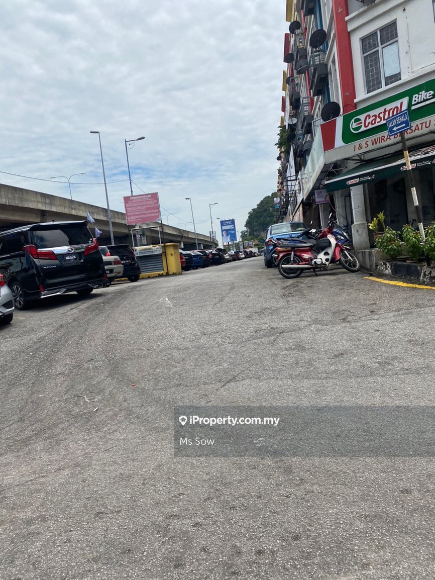 Batu caves central point, Batu Caves for sale RM1000000 iProperty Malaysia