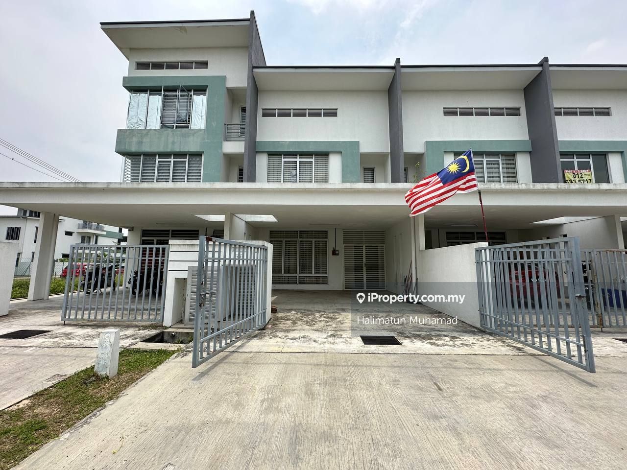 Taman Suria Warisan, Sepang Intermediate 2sty Terrace/Link House 4