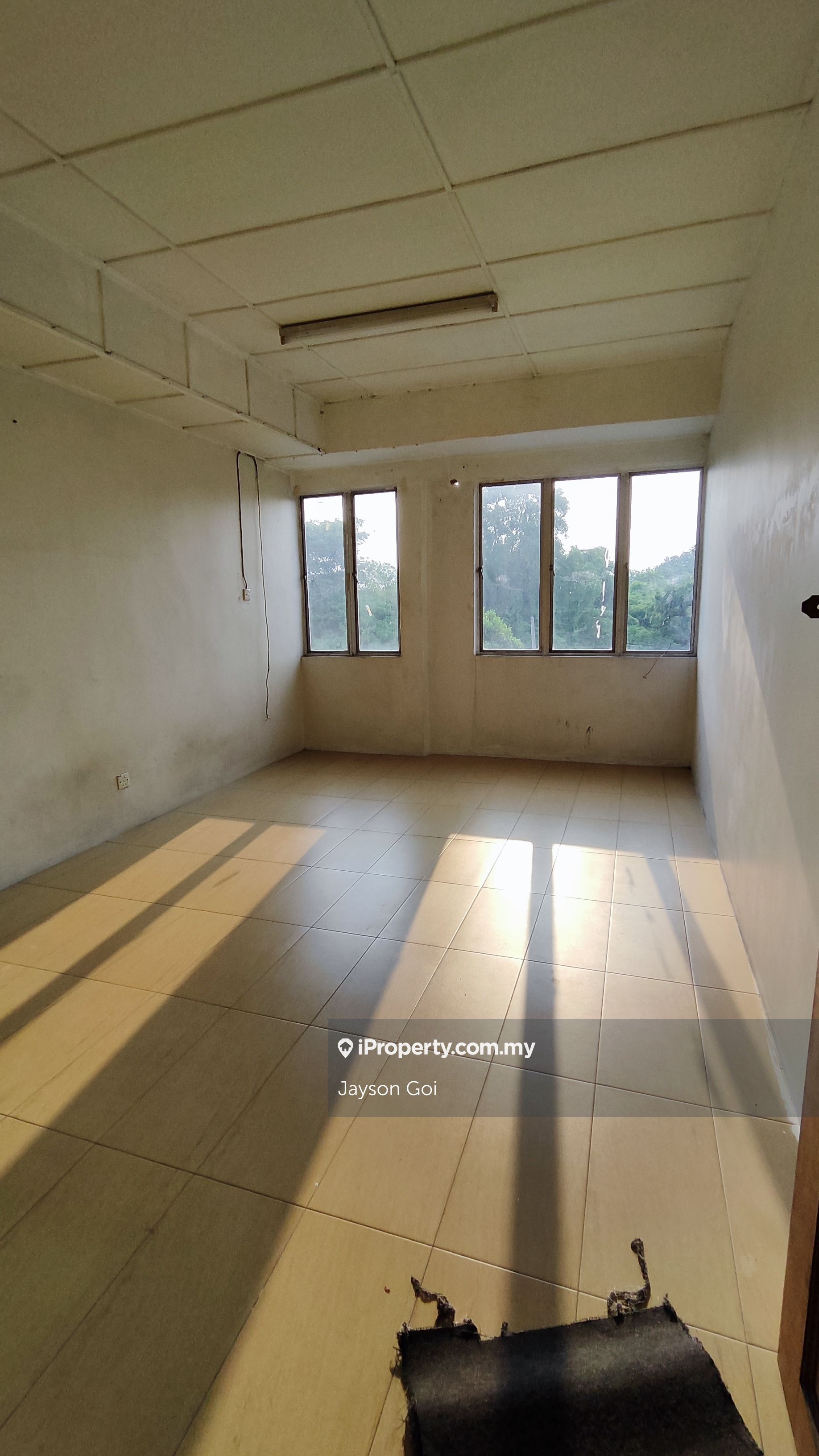 Rawang Bandar Country Homes, 2nd Floor Shop Office For Rent, Bandar