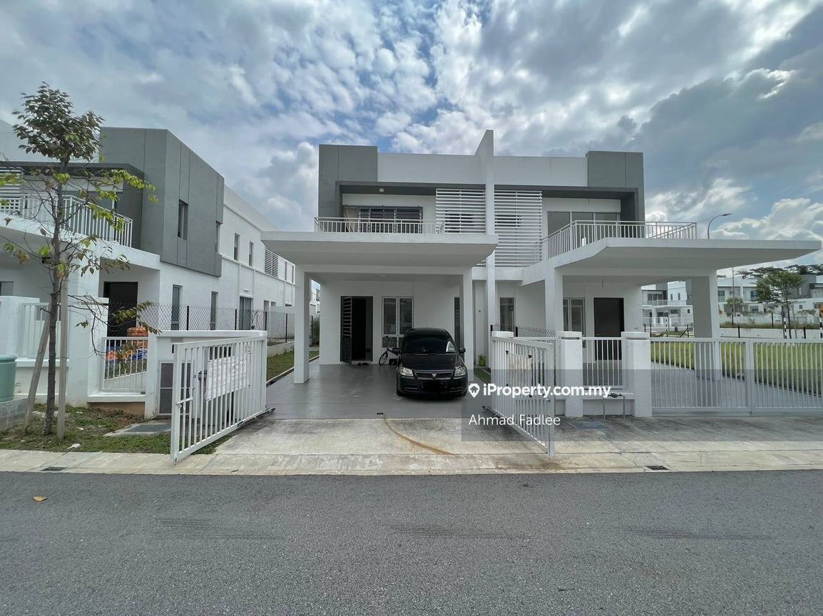 Garden Hill Residence, Nilai Semidetached House 4+1 bilik tidur untuk