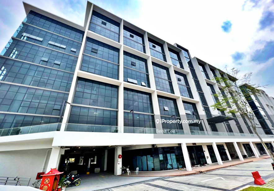 (Ground Floor) Kompleks Perindustrian EmHub Factory/ShowRoom For RENT ...