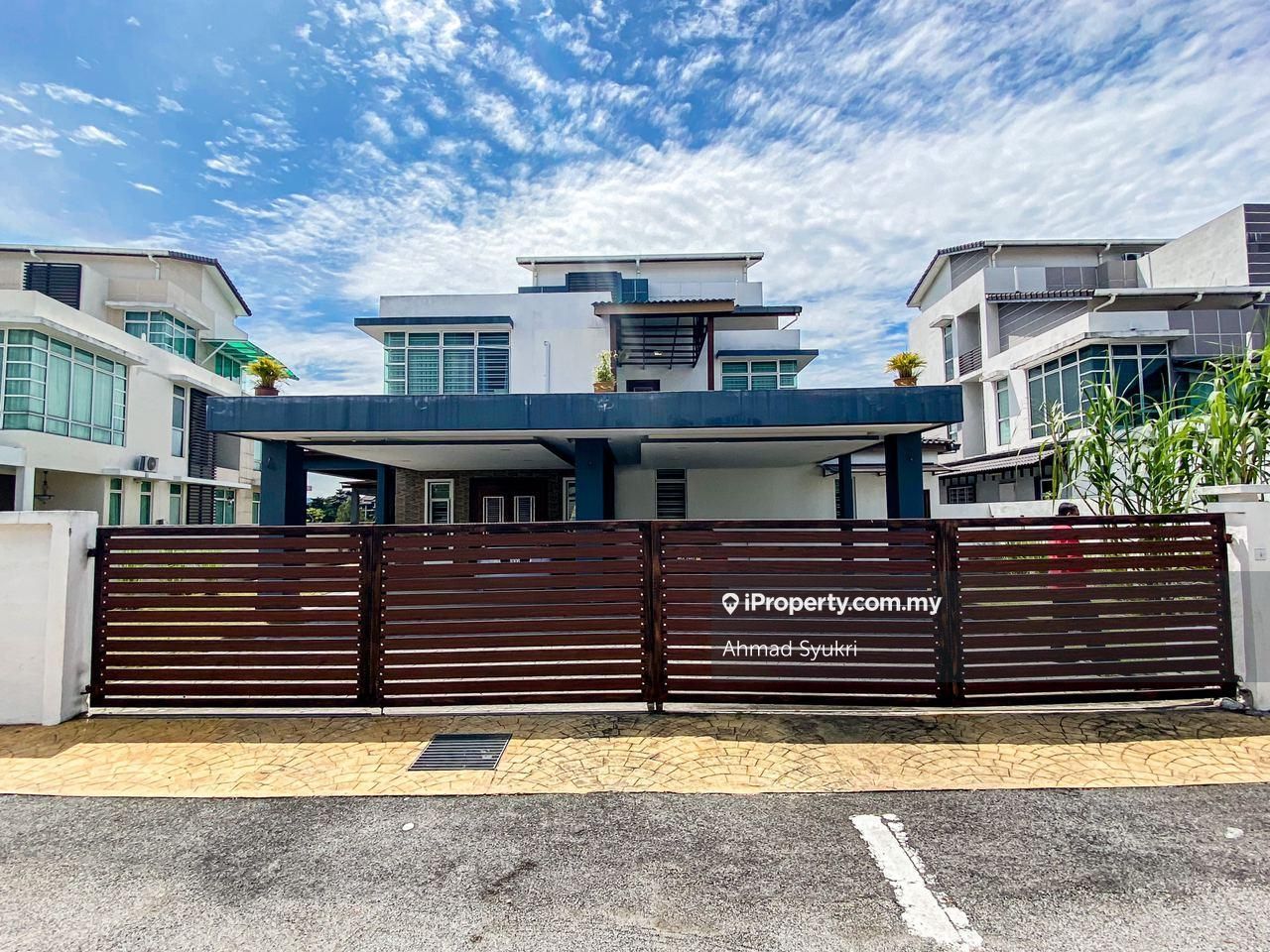 Bungalow House Lake Avenue 6 Btho Cheras Cheras Bungalow 6 Bedrooms For Sale Iproperty Com My