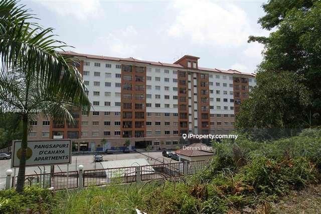 D Cahaya Apartment Corner Lot Apartment 3 Bedrooms For Sale In Bandar Kinrara Selangor Iproperty Com My