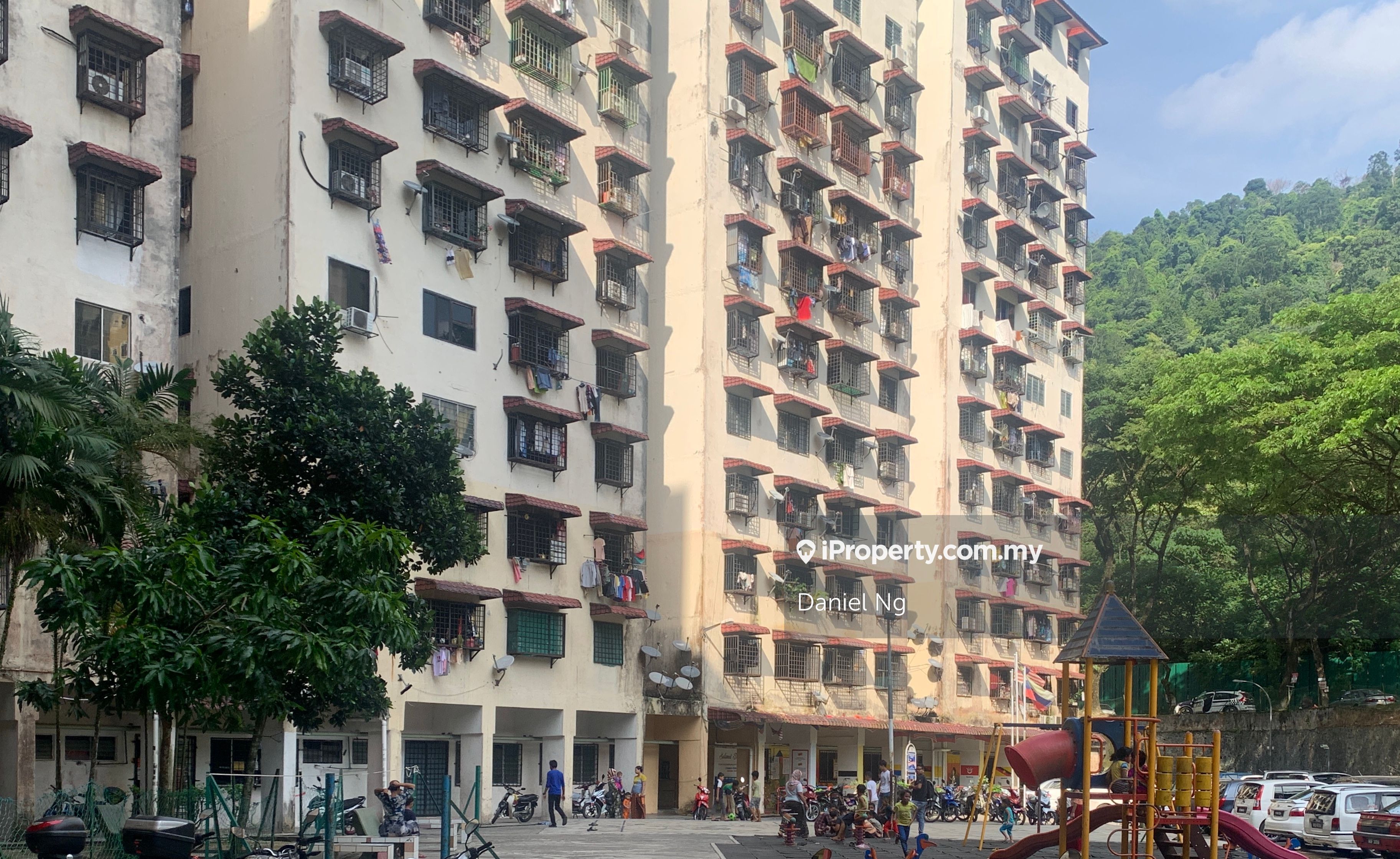 Cheras Ria Flat 2 1 Bedrooms For Sale In Cheras Kuala Lumpur Iproperty Com My