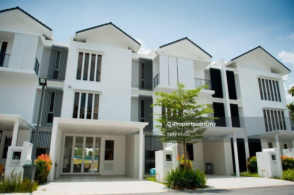 Emerald Bay, Puteri Harbour for rent RM9000 iProperty Malaysia
