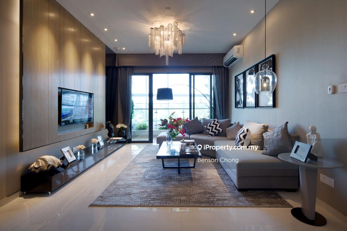 Apartment for sale at Starview Bay Forest City RM 1,100,000