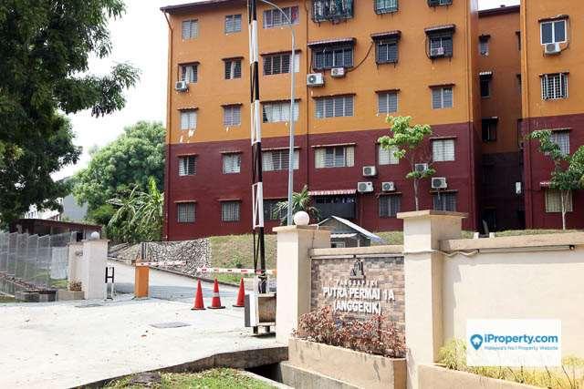 Putra Permai Block A Intermediate Apartment 3 Bedrooms For Rent In Seri Kembangan Selangor Iproperty Com My