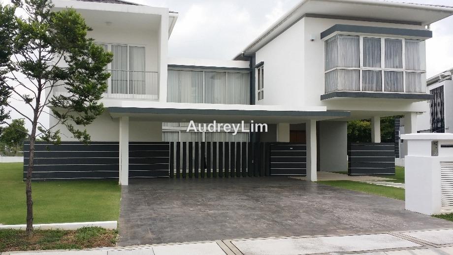 Jade Hills Intermediate Bungalow 6+1 bedrooms for sale