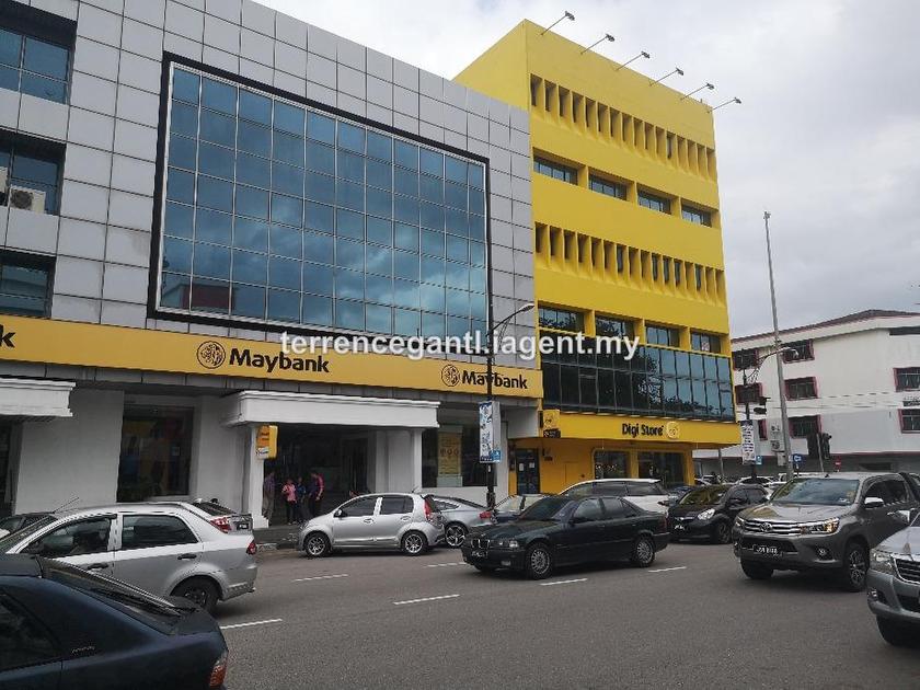 Batu Pahat Town Centre Jln Rahmat Corner 4 Storey Shop Near Maybank Rhb Bank Digi Centre Batu Pahat Batu Pahat Corner Lot Shop Office For Sale Iproperty Com My