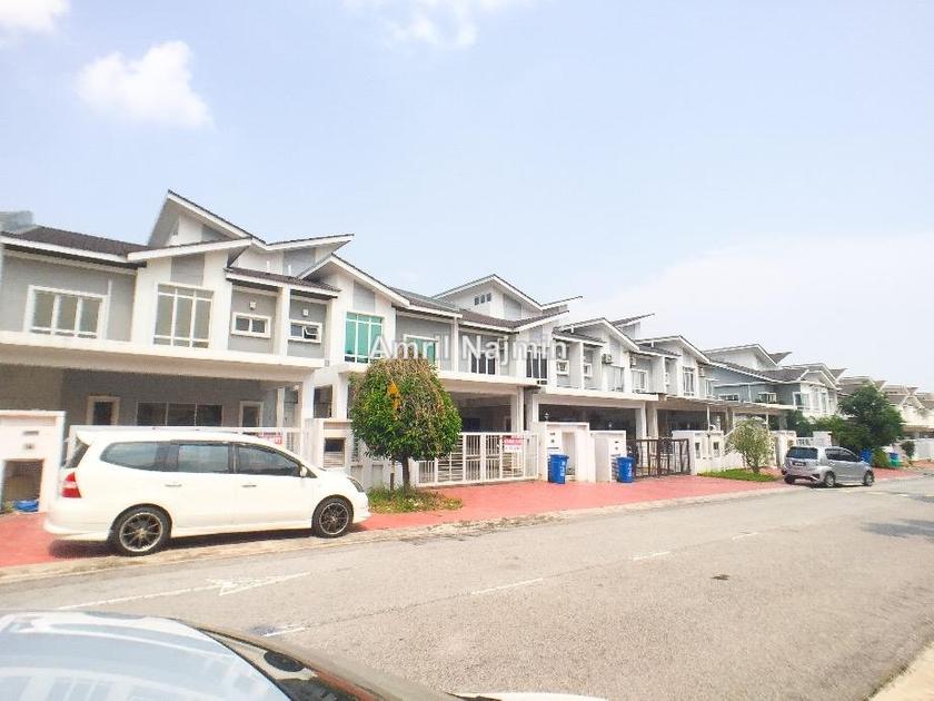 Arabella D Kayangan Shah Alam Intermediate 2 Sty Terrace Link House 5 1 Bedrooms For Sale Iproperty Com My