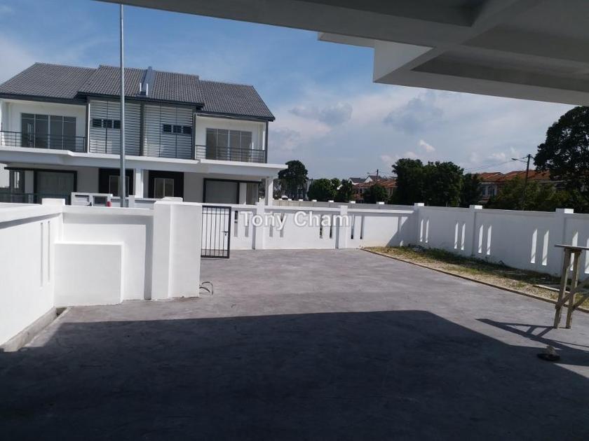 Taman Saga Klang Klang Corner Lot Semi Detached House 5 1 Bedrooms For Sale Iproperty Com My