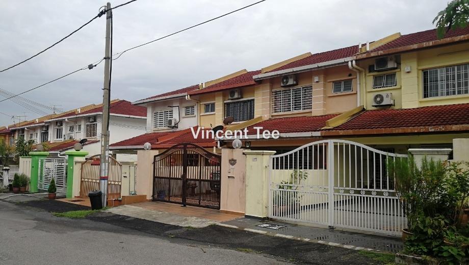Bandar Putra Permai Serdang Seri Kembangan Intermediate 2 Sty Terrace Link House 4 Bedrooms For Sale Iproperty Com My