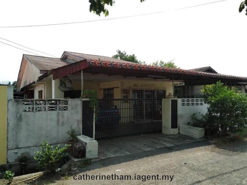 Kampung Baru Buntong, Ipoh Bungalow 8 bedrooms for sale 