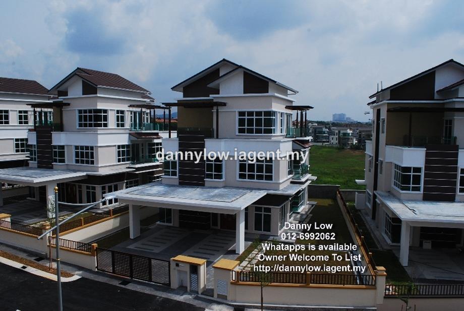 Avenue Four Lake Valley Cheras Intermediate Bungalow 7 1 Bedrooms For Sale Iproperty Com My