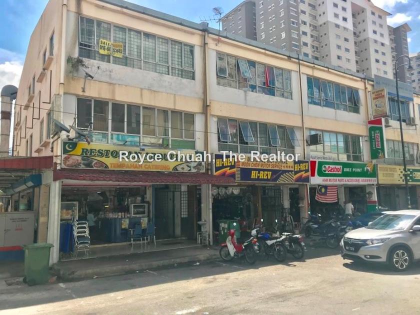 Bandar Utama  Corner lot Office for sale in Kayu  Ara 