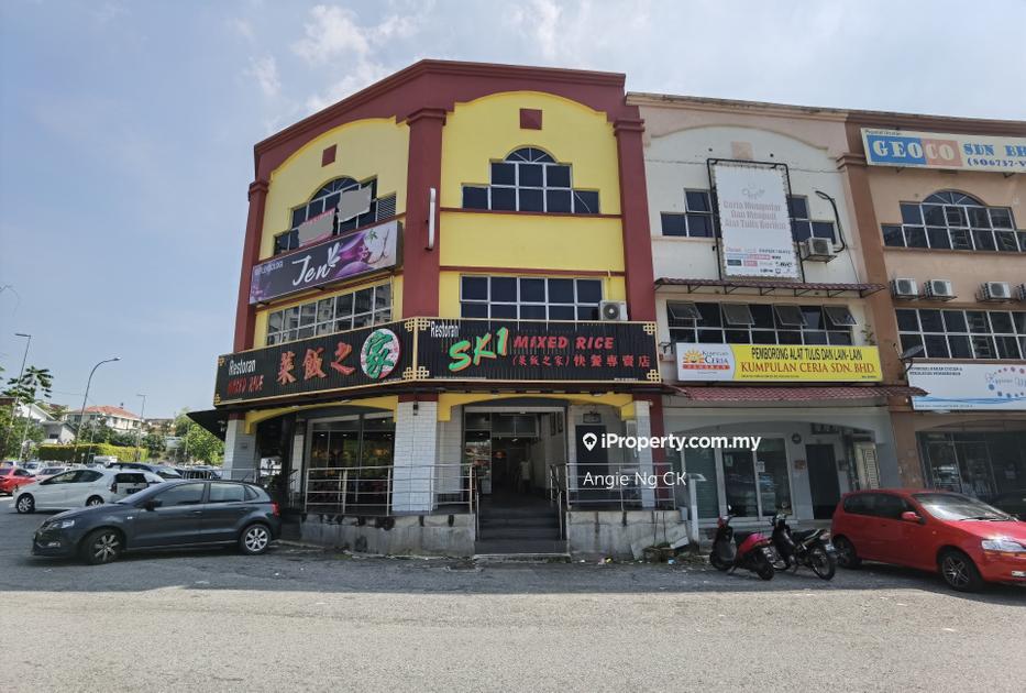 Serdang Seri Kembangan, PSK9 Pusat Perdagangan Seri Kembangan, Olive