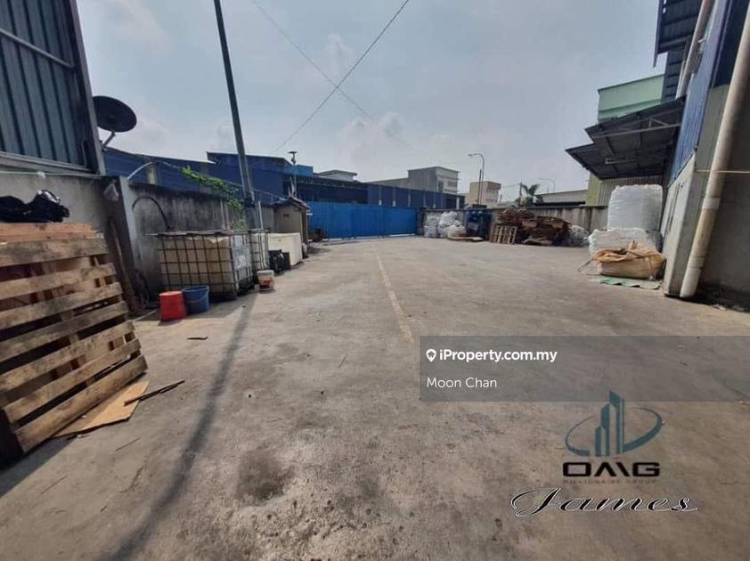 Semi D Warrehouse Pandamaran Port Klang For Rent, Good Location Semi D