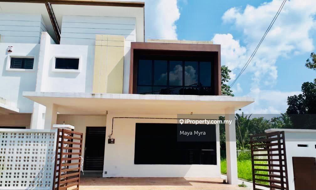 Laman Bengkulu, Sungai Choh, Rawang, Rawang Corner lot Semidetached