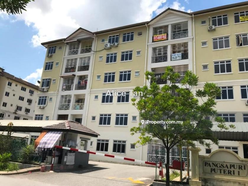 Pangsapuri Puteri 1 Corner Lot Apartment 3 Bedrooms For Sale In Cheras Selangor Iproperty Com My