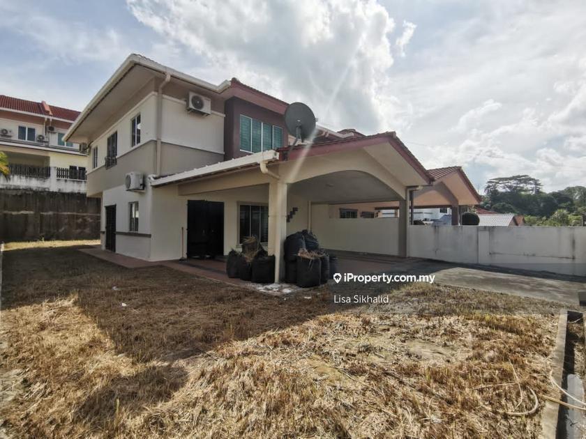 Astana Height , Sandakan Intermediate Semidetached House 4 bedrooms