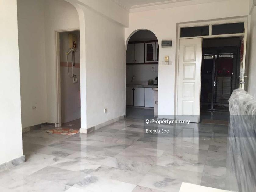 Taman Lone Pine Condominium 3 bedrooms for rent in Ayer Itam, Penang