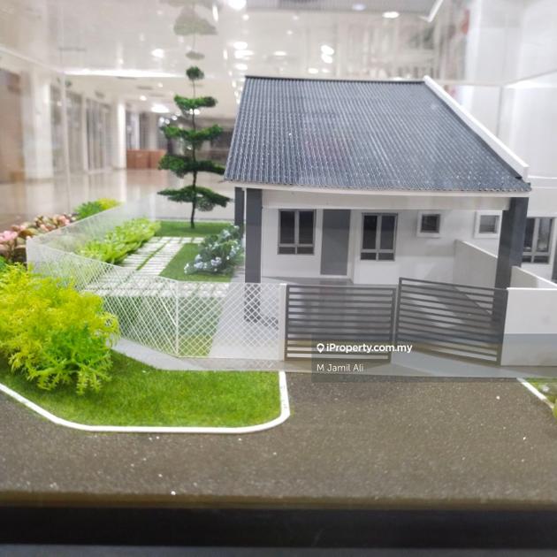 Taman Kirana, Ayer Hitam Intermediate 1sty Terrace/Link House 3