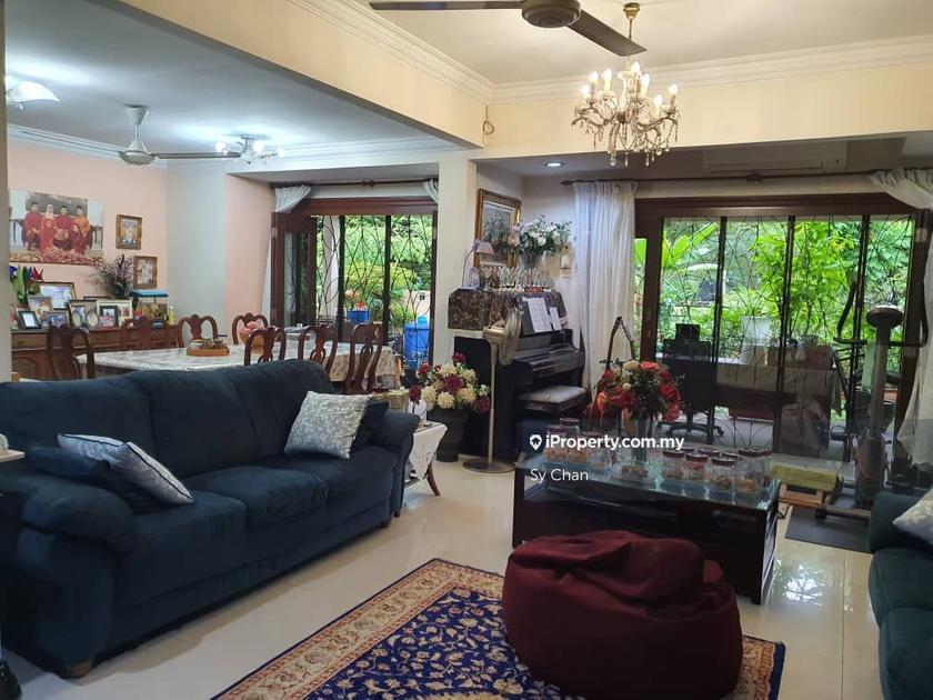 USJ 12 Double Storey Renovated Corner House, Subang Jaya Corner lot 2