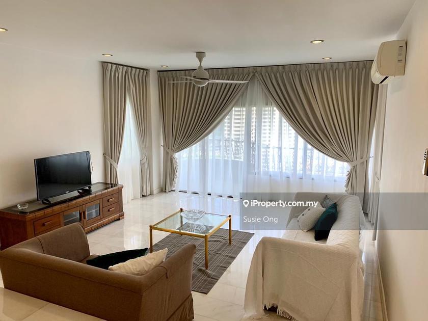 Merak Kayangan Court Corner lot Condominium 3+1 bedrooms for rent in ...