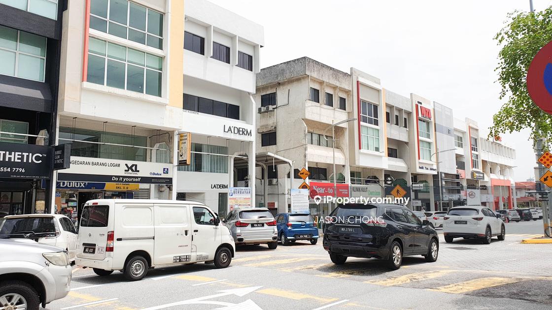 Ground Floor Jalan SS21, Damansara Utama Uptown, 47400, Selangor ...