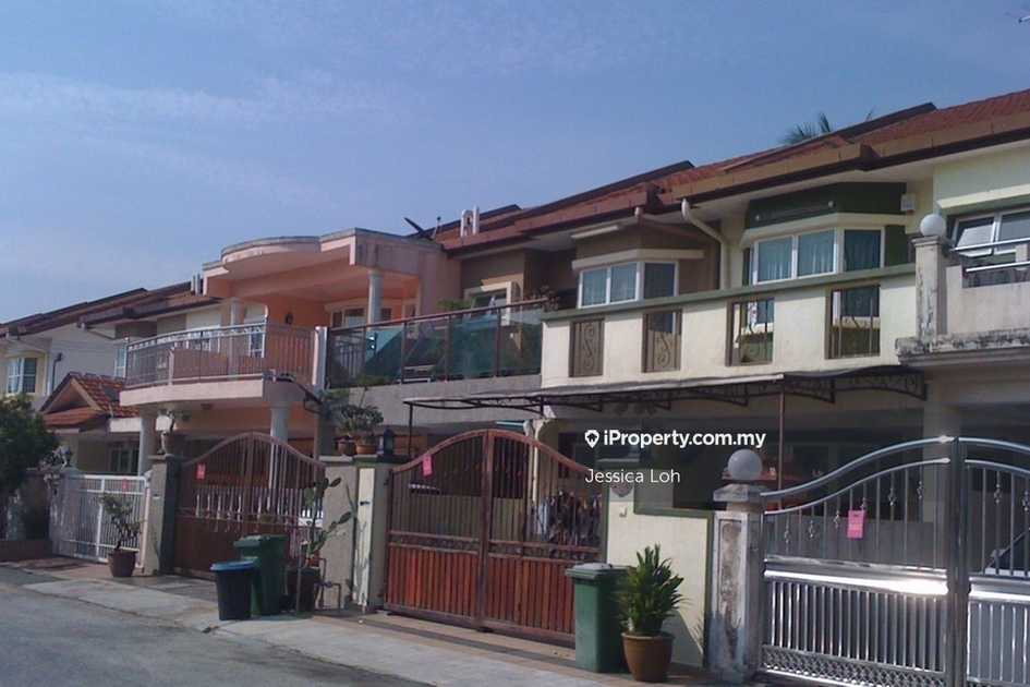 taman megah, Kepong Intermediate 2sty Terrace/Link House 4 bedrooms