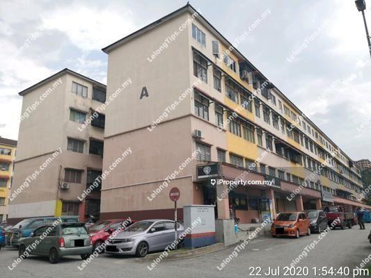 Prima Damansara Flat 3 Bedrooms For Sale In Damansara Damai Selangor Iproperty Com My