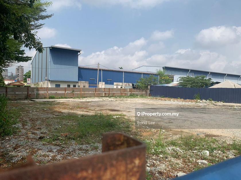 Rawang Commercial Land Behind Proton Showroom For Rent, Rawang
