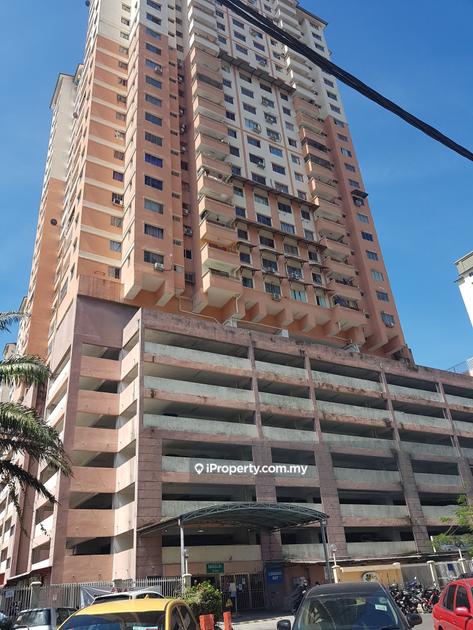 Idaman Sutera Corner lot Condominium 3 bedrooms for sale in 