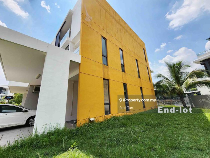 REED Lake Fields / Lakefields, Sungai Besi for sale RM1780000