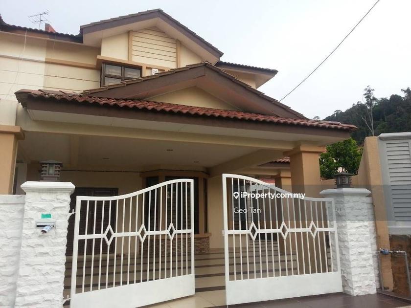 Taman Muzaffar Heights, Ayer Keroh Corner lot 2sty Terrace/Link House