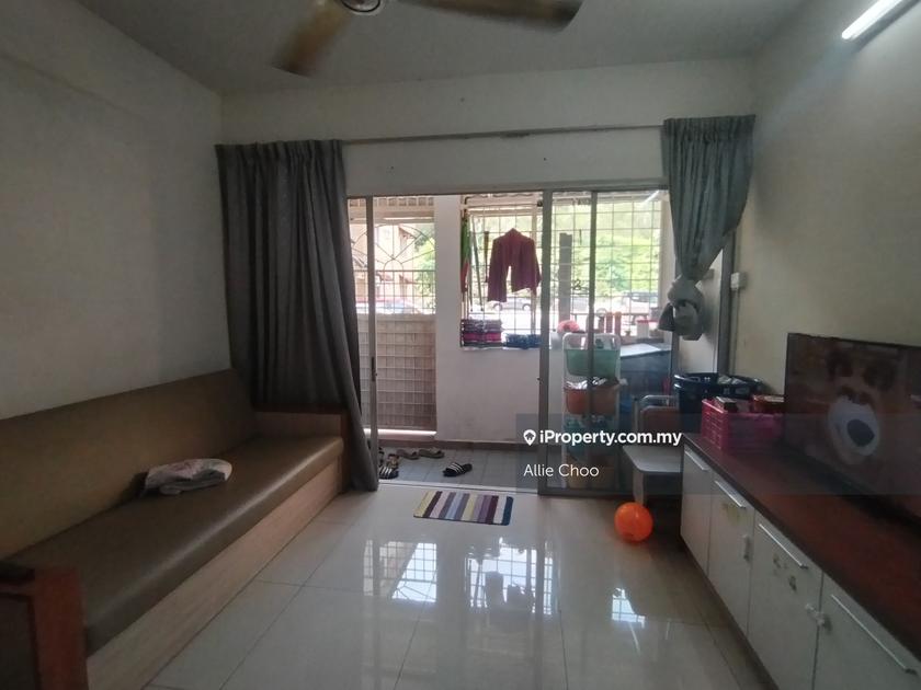 Jasmine Court Apartment 3 bedrooms for sale in Puchong, Selangor