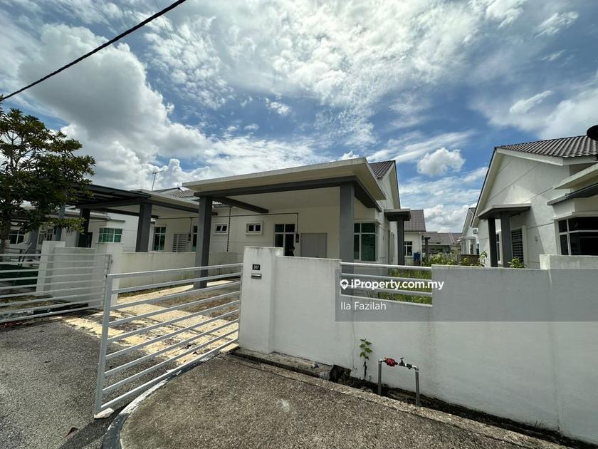 Bandar Permata Lunas Kulim Intermediate Semi Detached House 3 Bedrooms