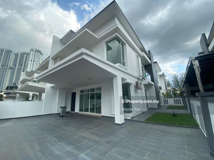 Senibong Villa, Masai Intermediate Semi-detached House 4 bedrooms for ...