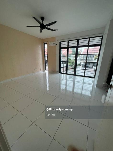 Bandar Dato Onn, Tebrau 2-sty Terrace Link House 4 Bedrooms For Sale 