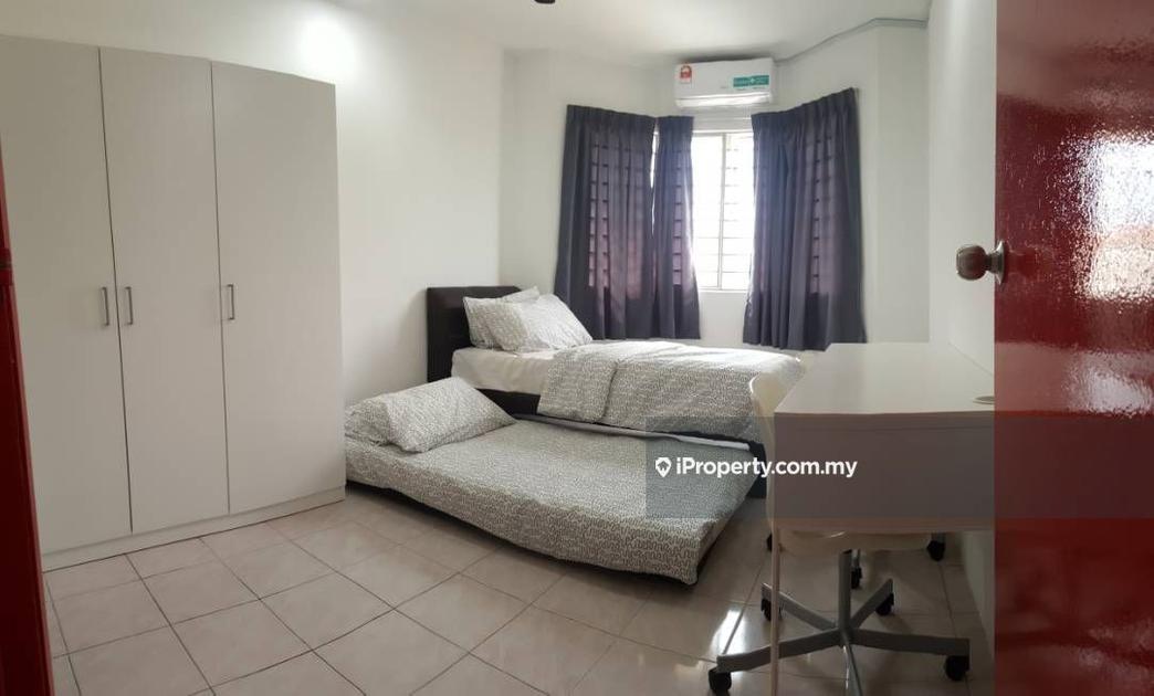 Damai Apartment Apartment 4 Bedrooms For Rent In Shah Alam Selangor Iproperty Com My