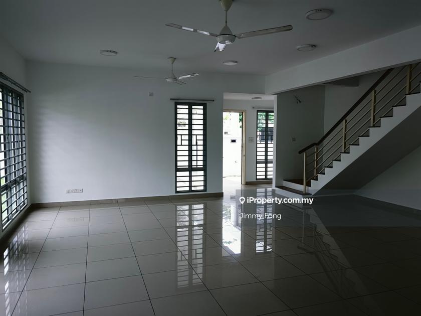 Bandar Ainsdale Abadi Labu S2 Heights Seremban , Labu Corner lot 2sty