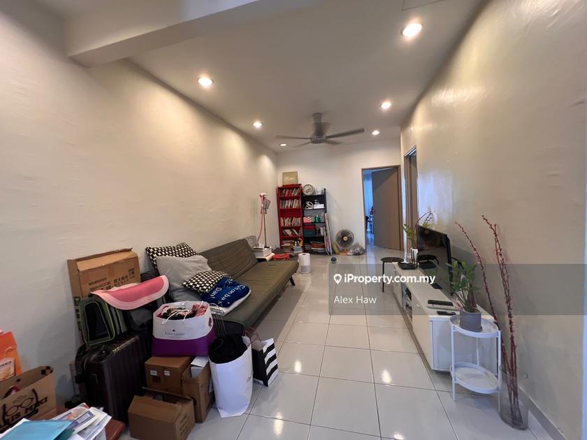 Amansiara Townhouse, Batu Caves Intermediate Townhouse 3 bedrooms for