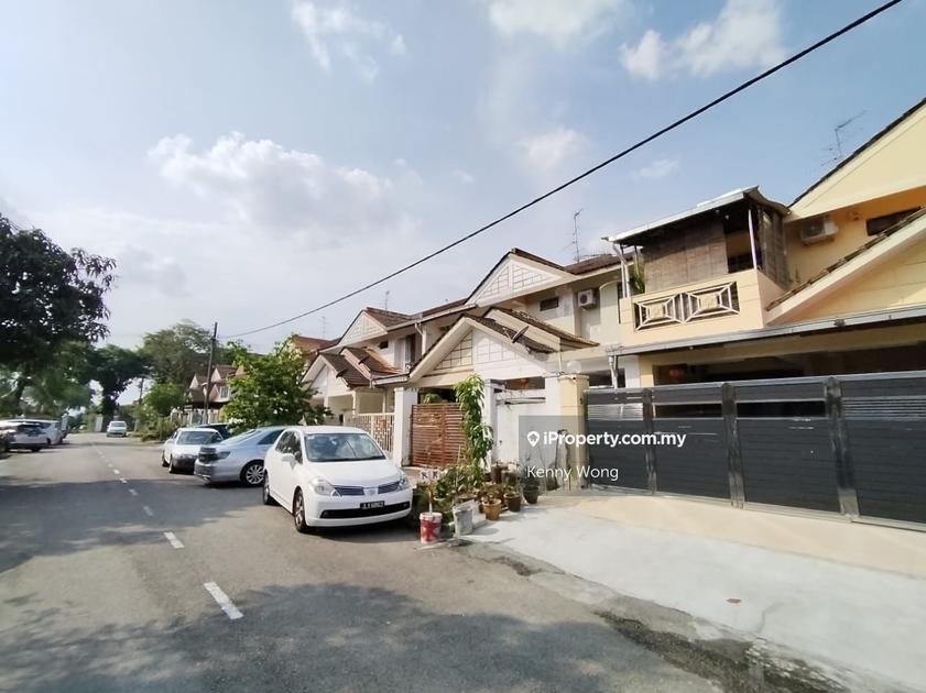 Taman Bukit Mewah, Johor Bahru 2sty Terrace/Link House 4 bedrooms for