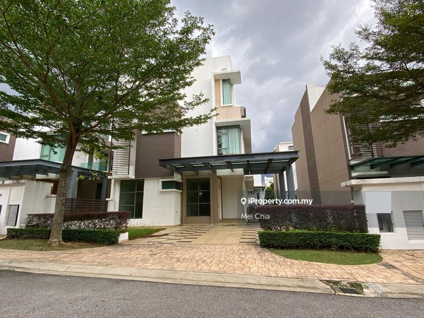 Saujana Glenmarie Saujana O Lot Shah Alam Intermediate Bungalow 4 2 Bedrooms For Sale Iproperty Com My